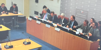 Réunion à la commission de La Défense Nationale