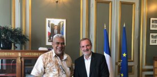 Mikaele Seo et e le ministre des Outre-mer