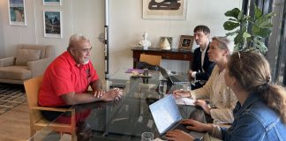 Le député Mikaele Seo a rencontré Madame Anne Le Hénaff Le député Mikaele Seo a rencontré Madame Anne Le Hénaff